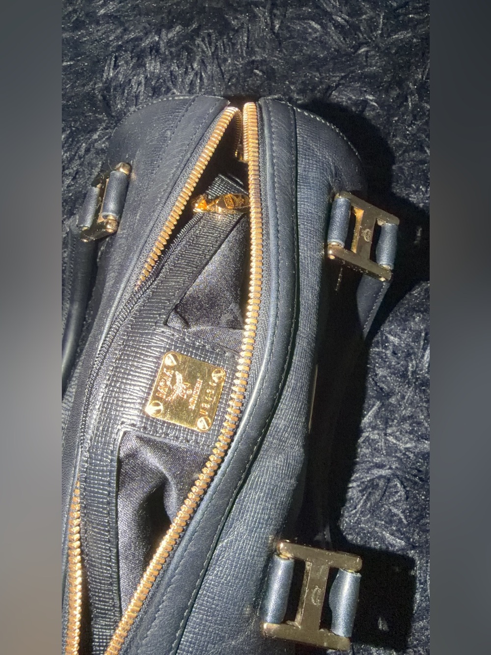 MCM  Papillon Black Leather Top-Handle Satchel with Gold Hardware - Picture 7 of 12